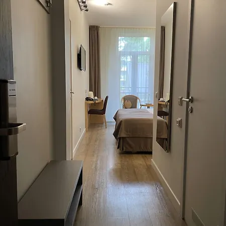 Hotel Amber Sea & 4*